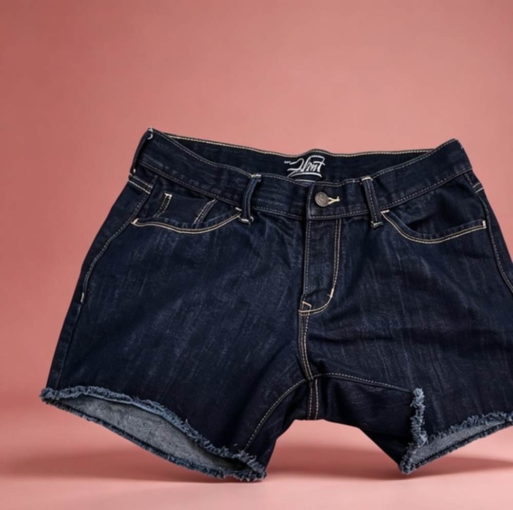 Old Navy‎ flirt 5’ cut off Jean Shorts size 8 regular vintage